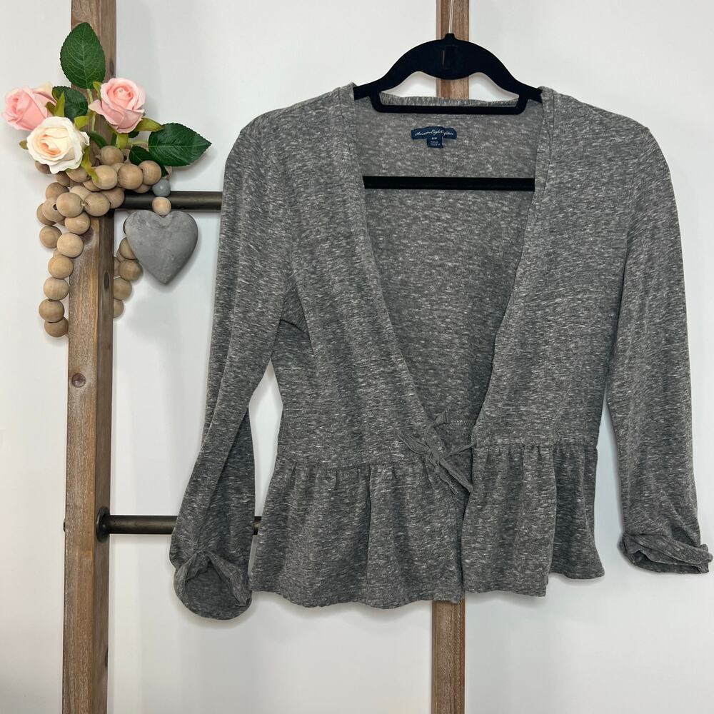 American‎ Eagle Outfitters Long Sleeve Gray Wrap Sweater Size Small